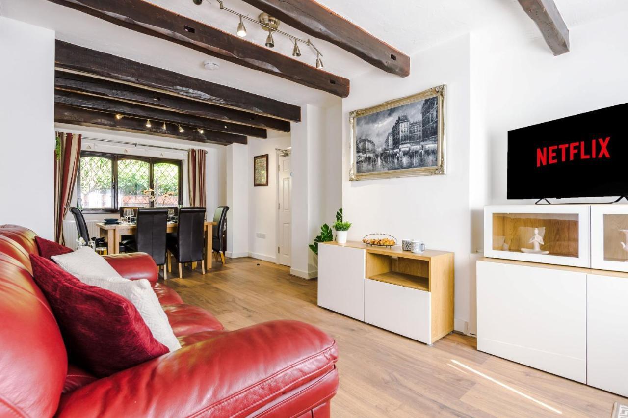 Sunshine Cottage By Happy Sunshine Stay Golborne Экстерьер фото